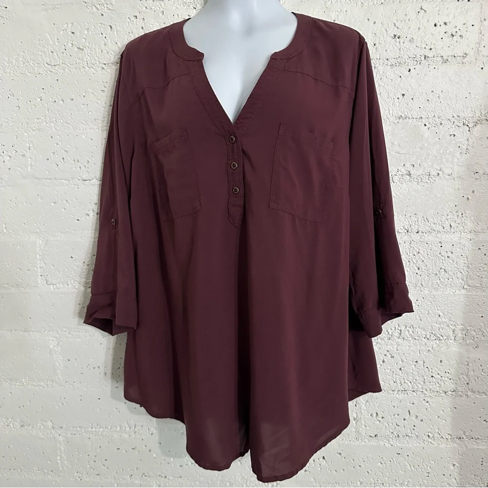 Torrid Women’s Plus Top 3 (3X) Red Harper Tab Sleeve Tunic Rayon Blend BO16 - Picture 1 of 6